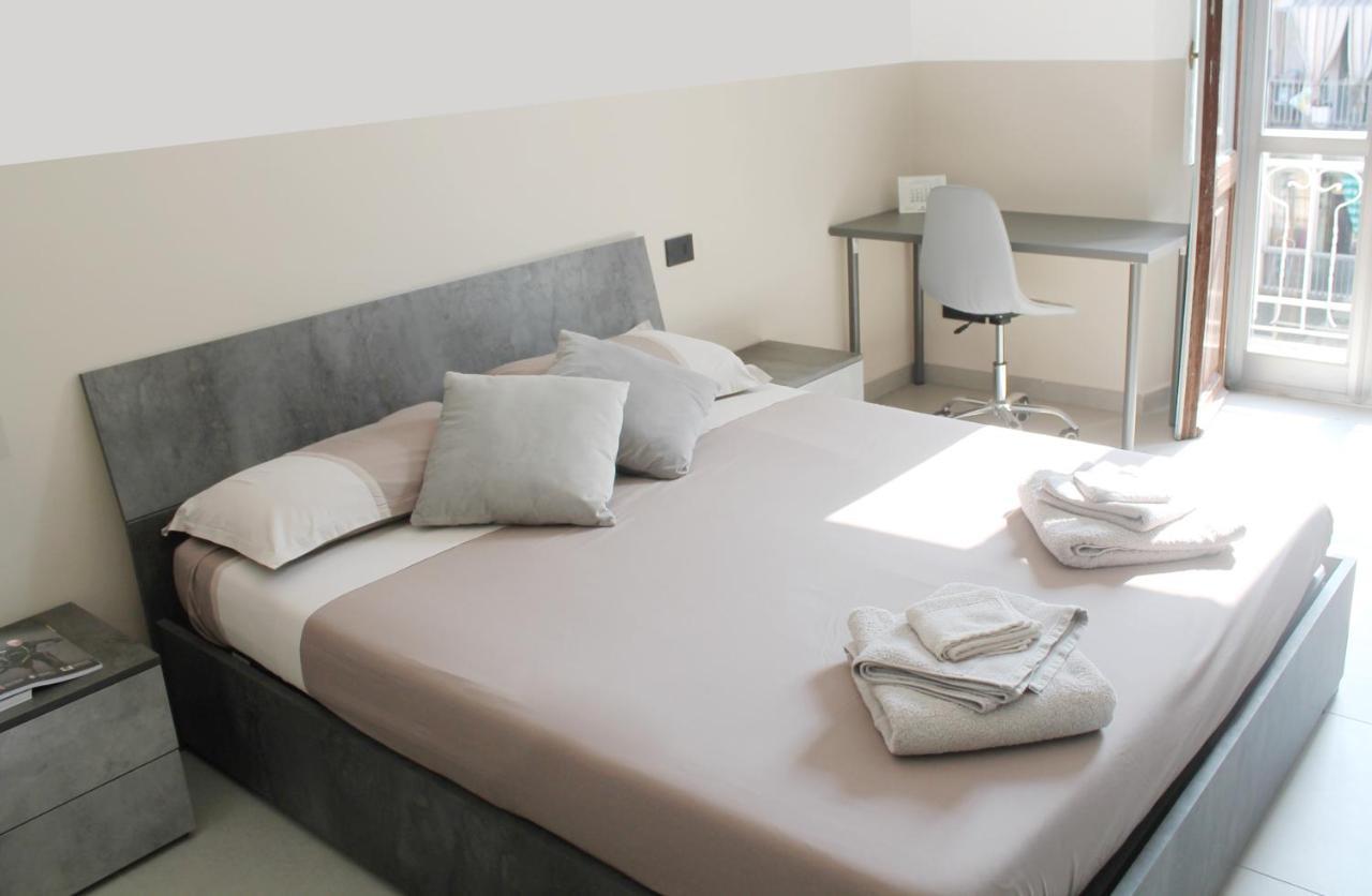 Porta Susa x6 - FreeParking Wi-fi e Netflix Apartment Turin Bagian luar foto
